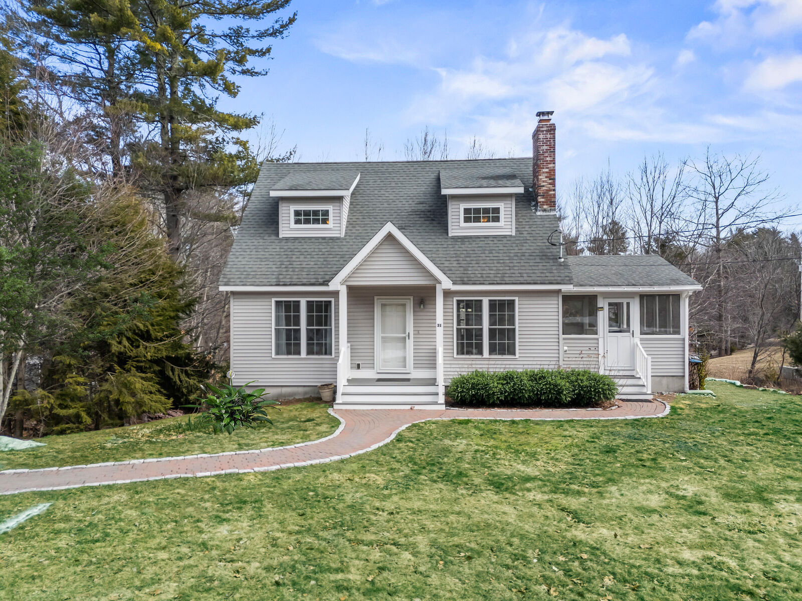 Property Photo:  31 Beacon Street Extension  ME 03909 