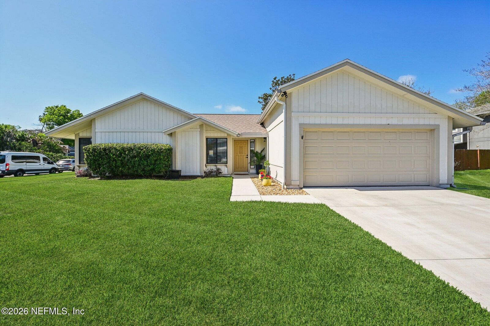 Property Photo:  2184 Aztec Drive W  FL 32246 