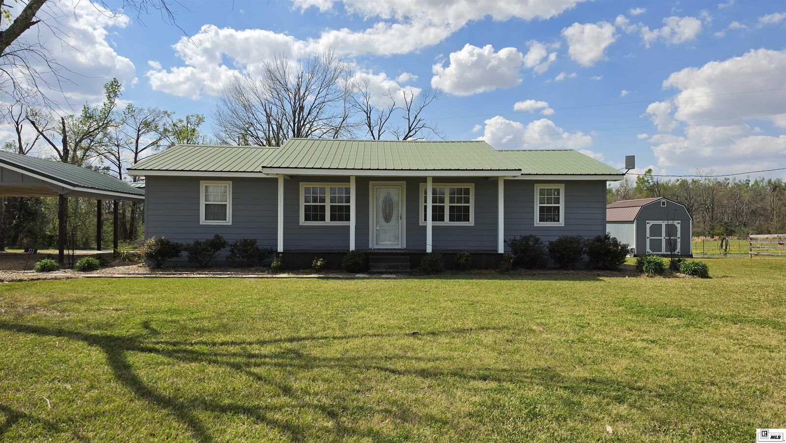 Property Photo:  111 Carson Road  LA 71232 