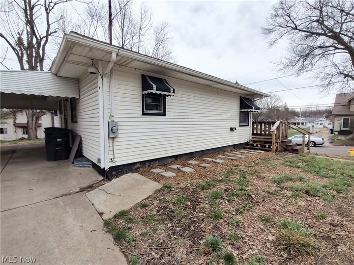 Property Photo: 600 Eastland Avenue OH 44305
