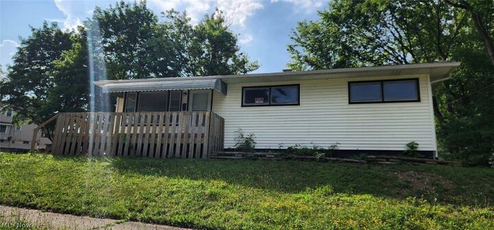 Property Photo:  600 Eastland Avenue  OH 44305 