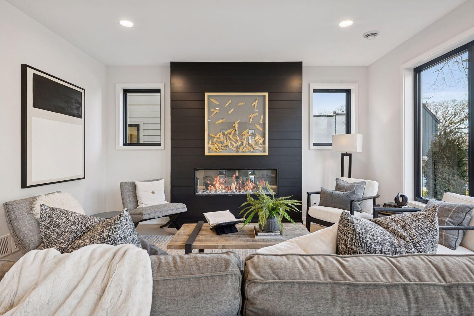 Property Photo: 6132 Oaklawn Avenue MN 55424