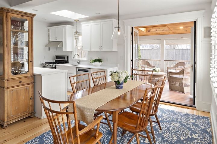 Property Photo:  272 North St  MA 02043 