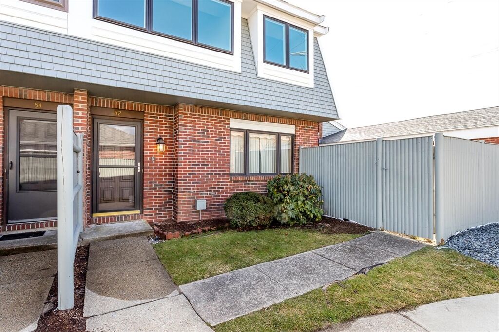 Property Photo:  52 Rosewood Dr 52  MA 02072 