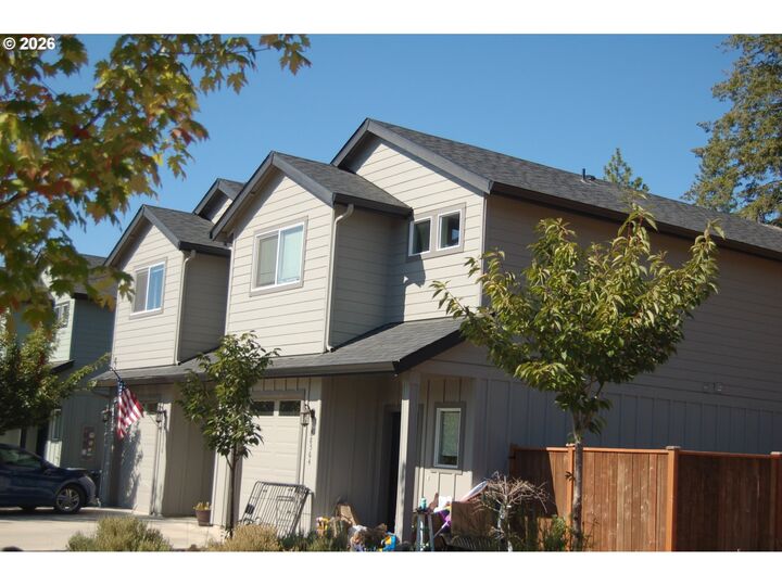 Property Photo: 88558 Jameson Way OR 97487