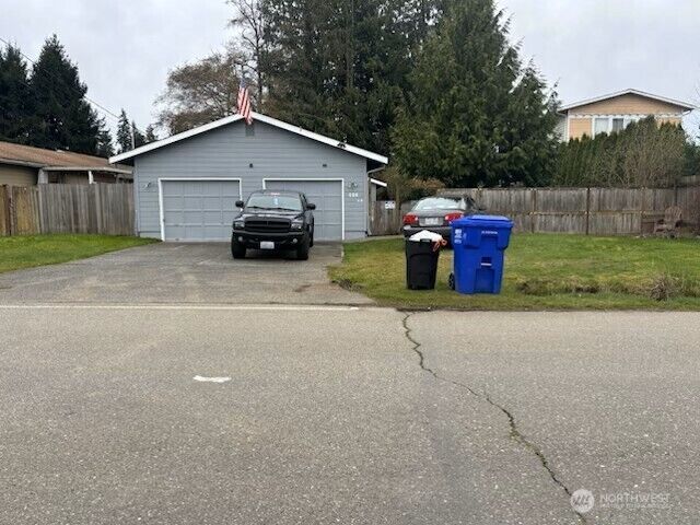 Property Photo:  426  105th Street SW  WA 98204 