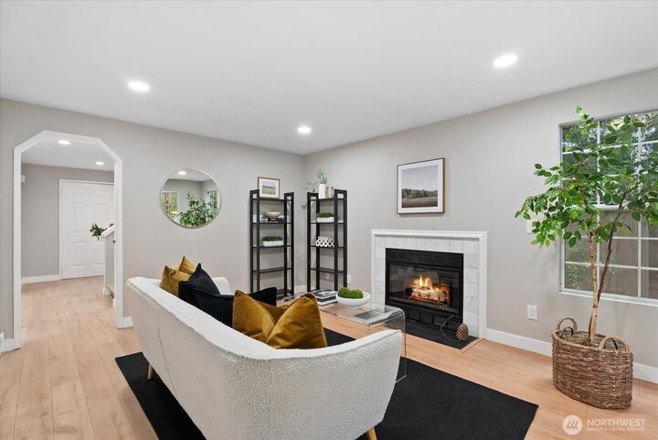 Property Photo: 13514 NE 89th Court WA 98052