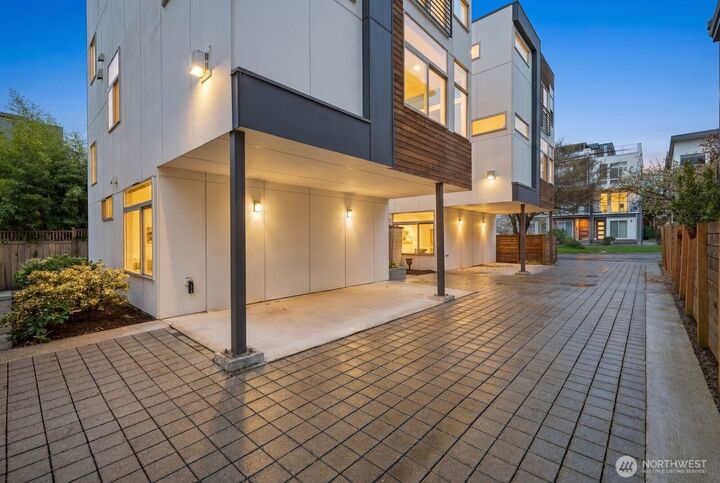 Property Photo:  1727 NW 60th Street  WA 98107 