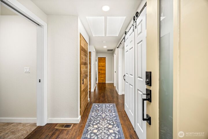 Property Photo:  13315 NE 137th Place  WA 98034 