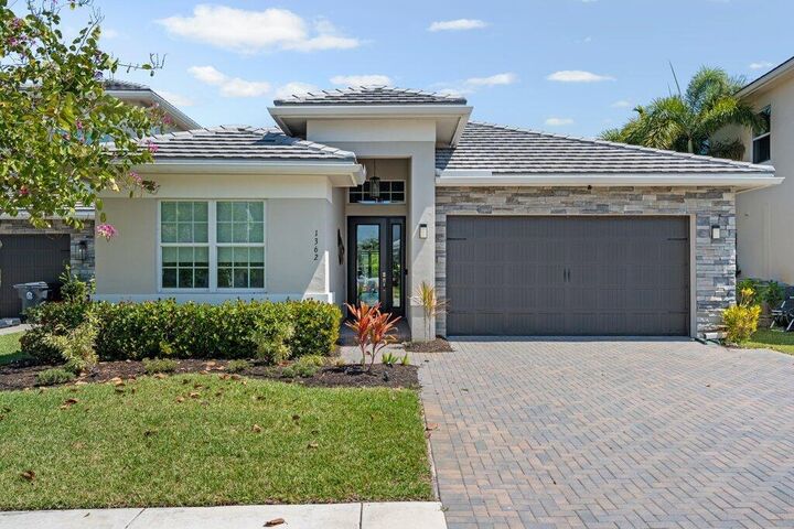 Property Photo:  1362 Harvester Crossing  FL 33470 