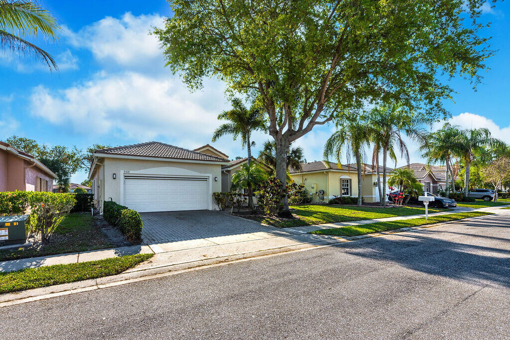 Property Photo:  2616 San Andros  FL 33411 