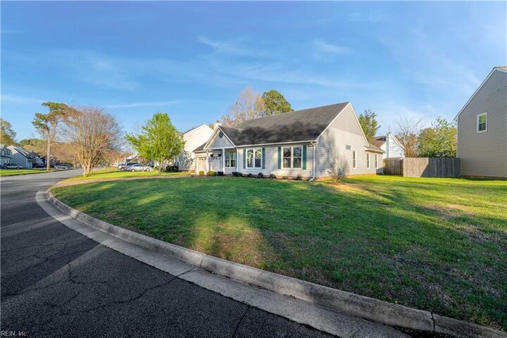 Property Photo:  3049 Silver Maple Dr  VA 23452 