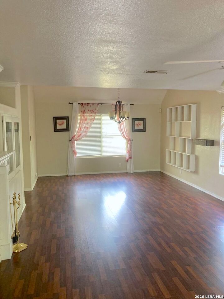 Property Photo: 7915 Avellano TX 78250