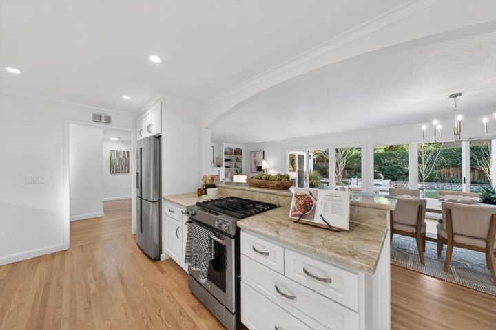 Property Photo: 1241 Levin Avenue CA 94040