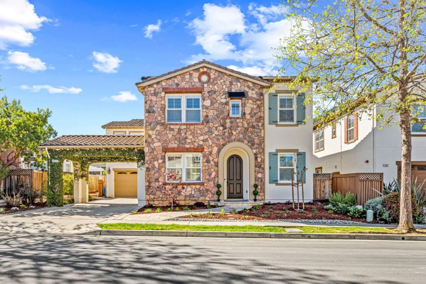 Property Photo:  2852 Taymouth Way  CA 95020 