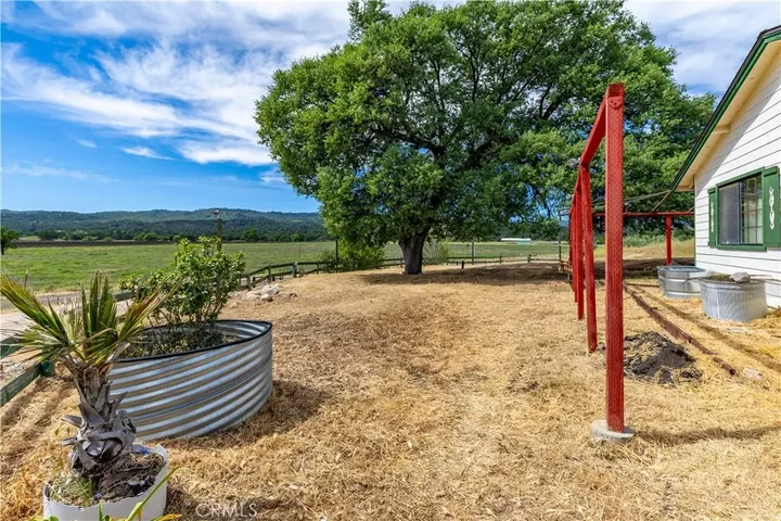 Property Photo:  70331 Vineyard Canyon Rd.  CA 93451 