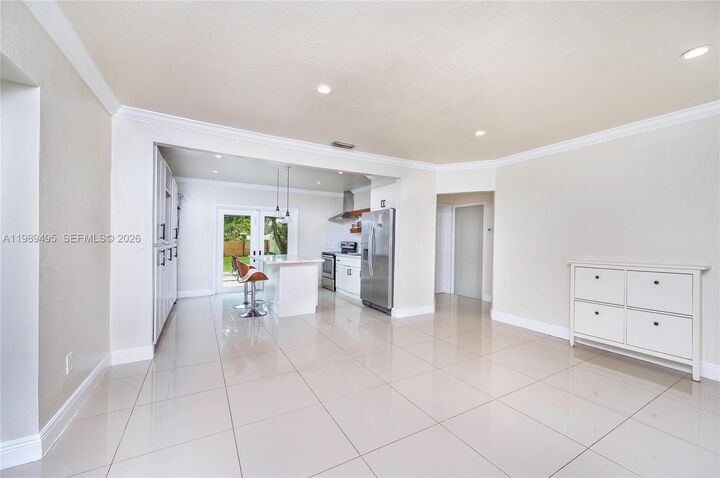 Property Photo:  531 Forrest Dr  FL 33166 