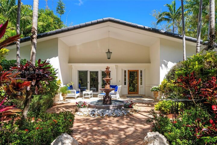 Property Photo:  269 Cranwood Dr  FL 33149 