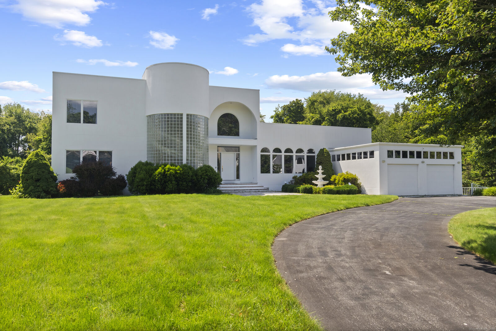 Property Photo: 45 Brookview Court CT 06340