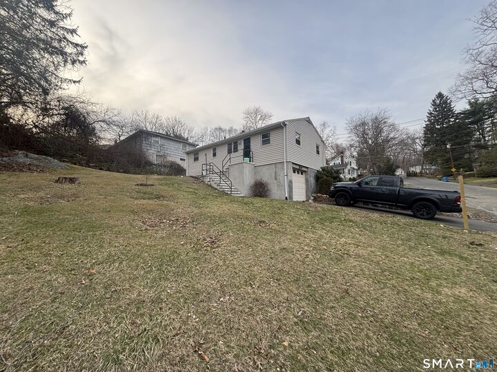 Property Photo:  117 Arden Road  CT 06708 