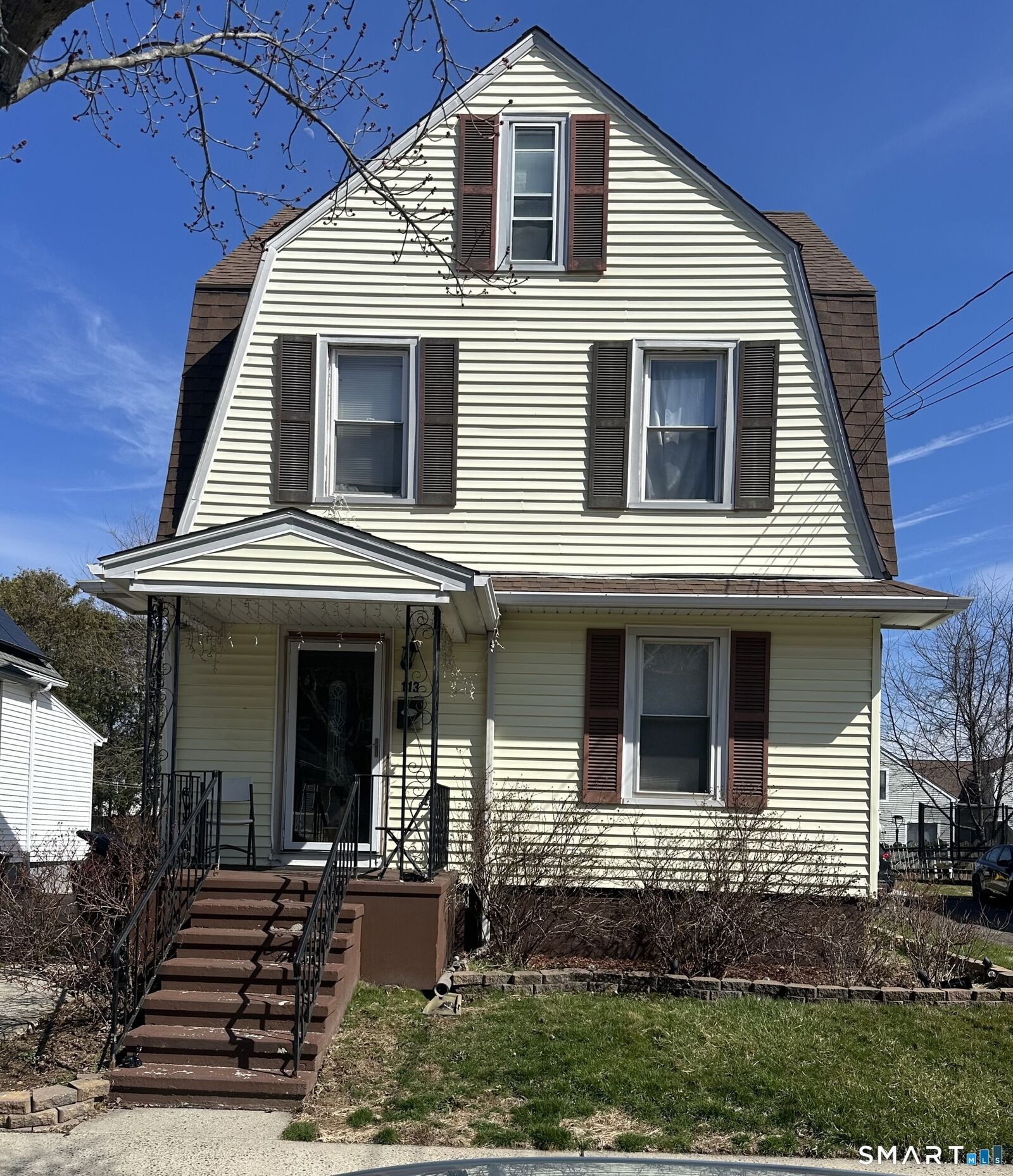 Property Photo:  113 Huntington Avenue  CT 06512 
