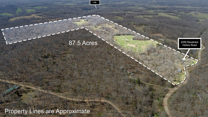Property Photo: 2259 Racetrack Hollow Road MO 64831