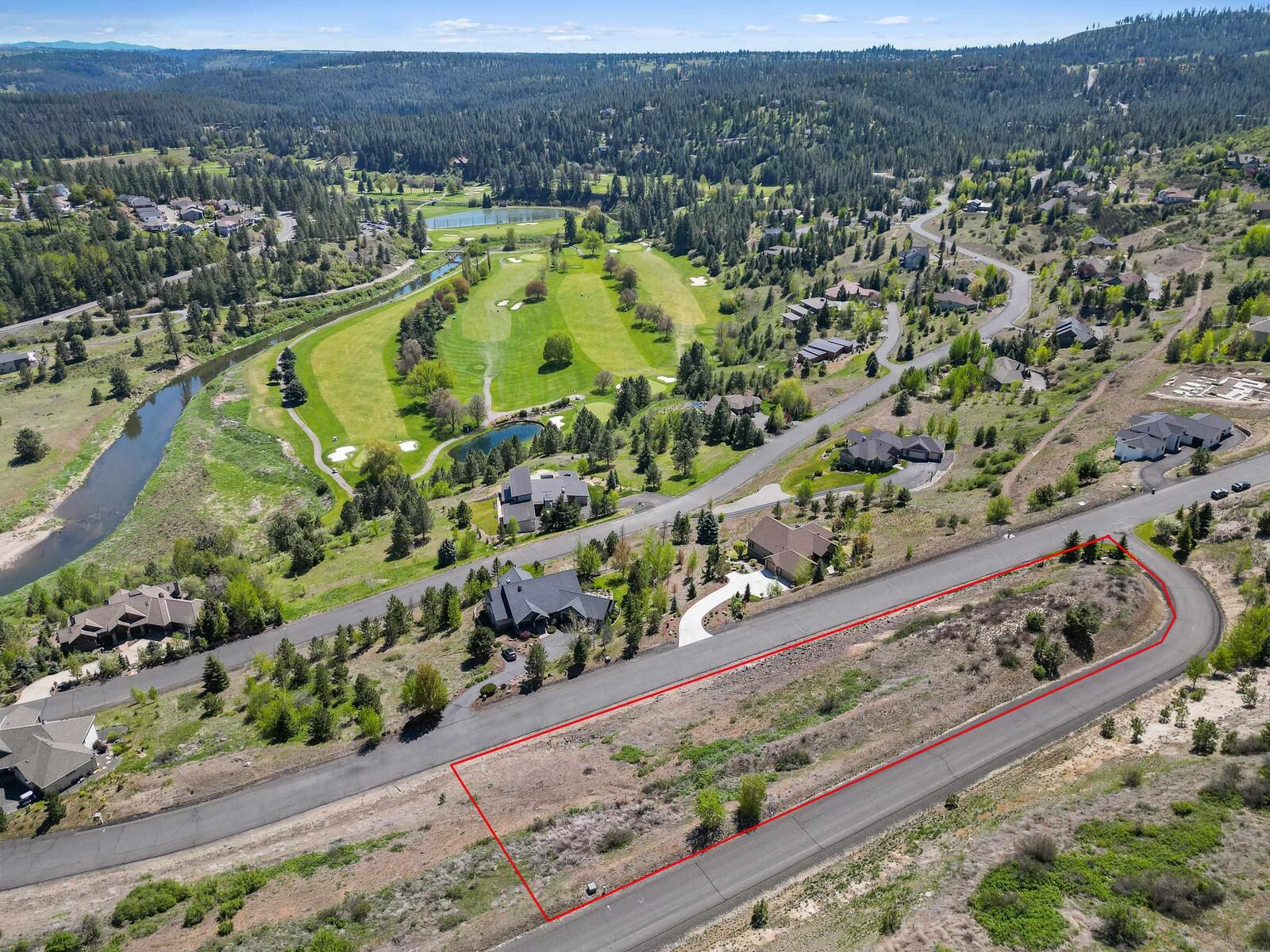 Property Photo: 1824 E Tomahawk Ln WA 99224