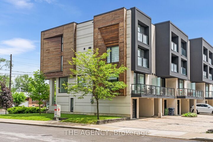 Property Photo: 3062 Bayview Avenue ON M2M 3R7