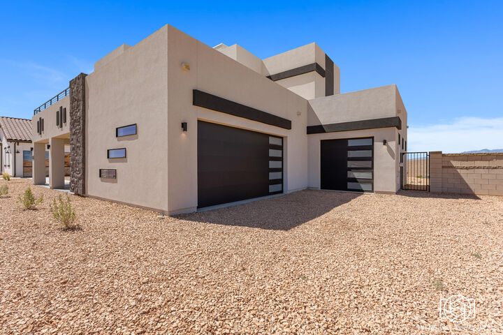 Property Photo:  528 W Green Mountain Dr  UT 84790 