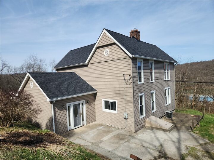 Property Photo:  42 Kennedy Road  PA 15067 