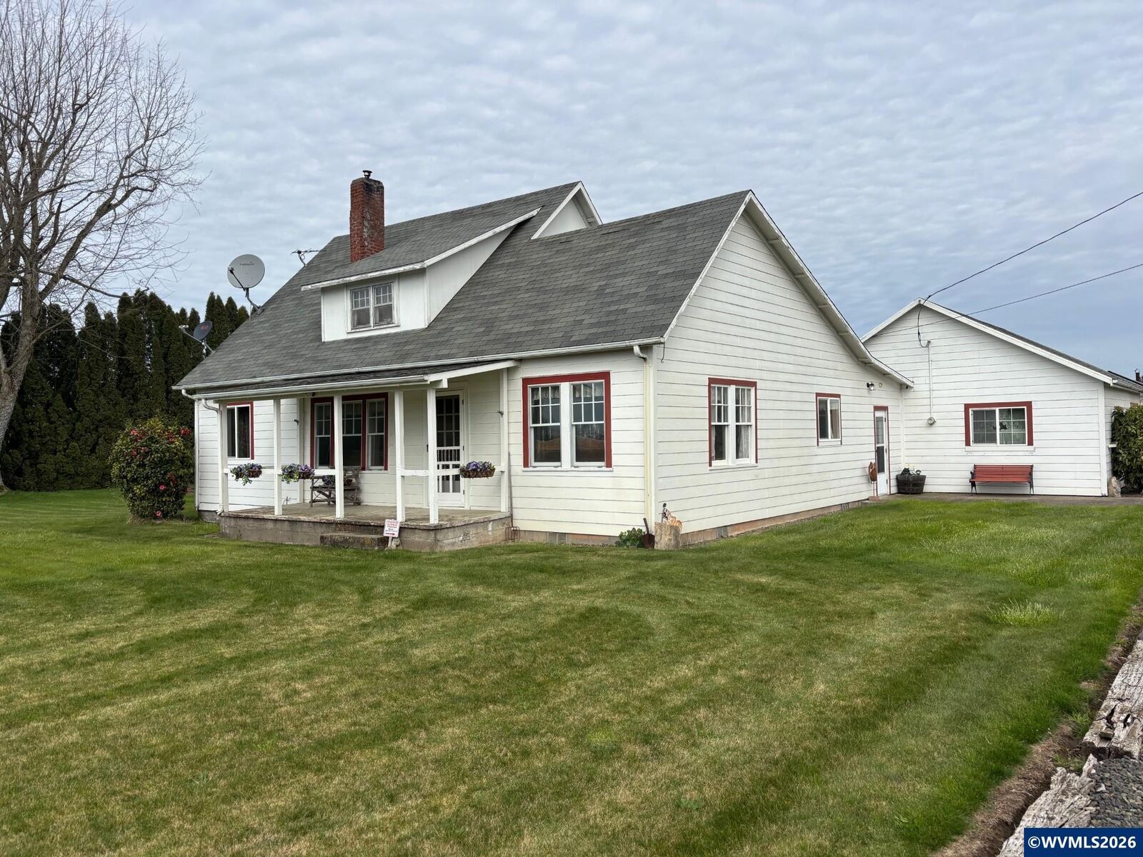 Property Photo:  6605 Fruitland Rd NE  OR 97317 