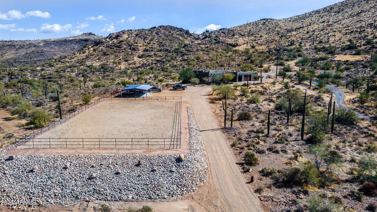 Property Photo:  40445 N 32nd Street  AZ 85331 