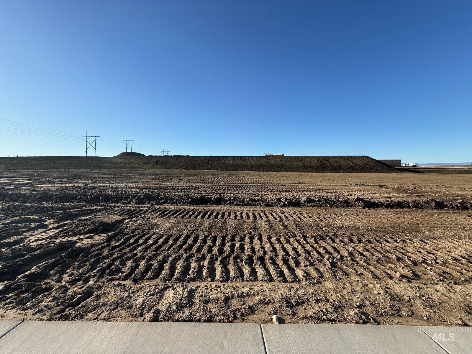 Property Photo:  2340 Powers Ave  ID 83501-9898 