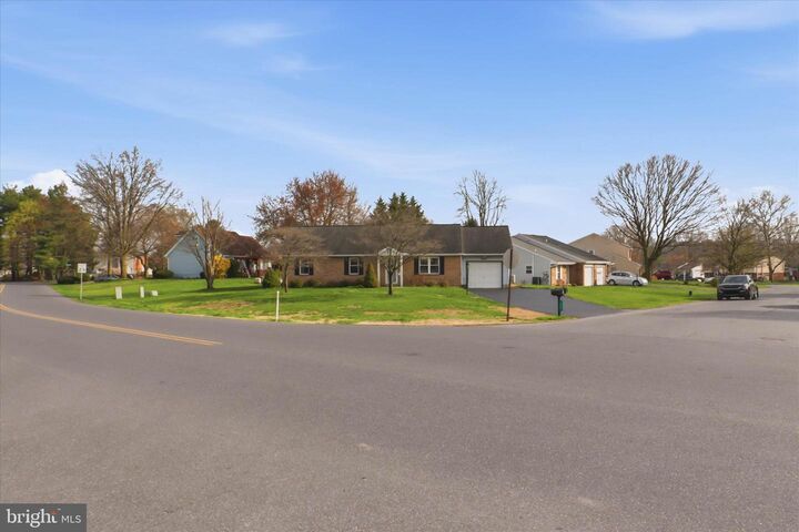 Property Photo:  497 Crosswinds Drive  PA 17543 