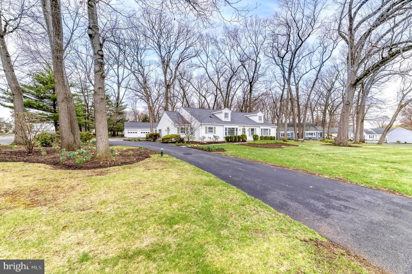 Property Photo:  321 Sharon Way A  NJ 08831 