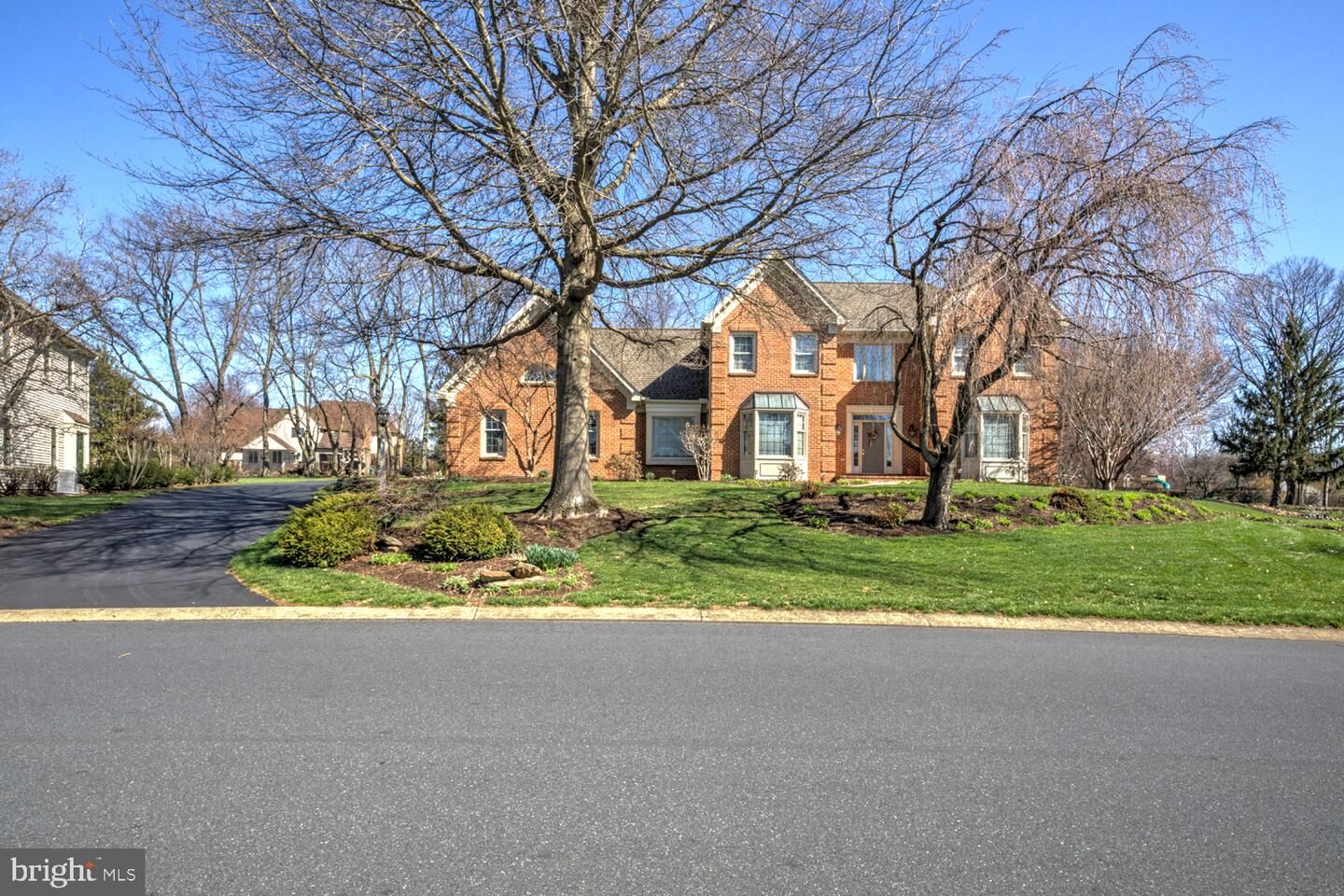 Property Photo: 1021 Steeplechase Drive PA 17601