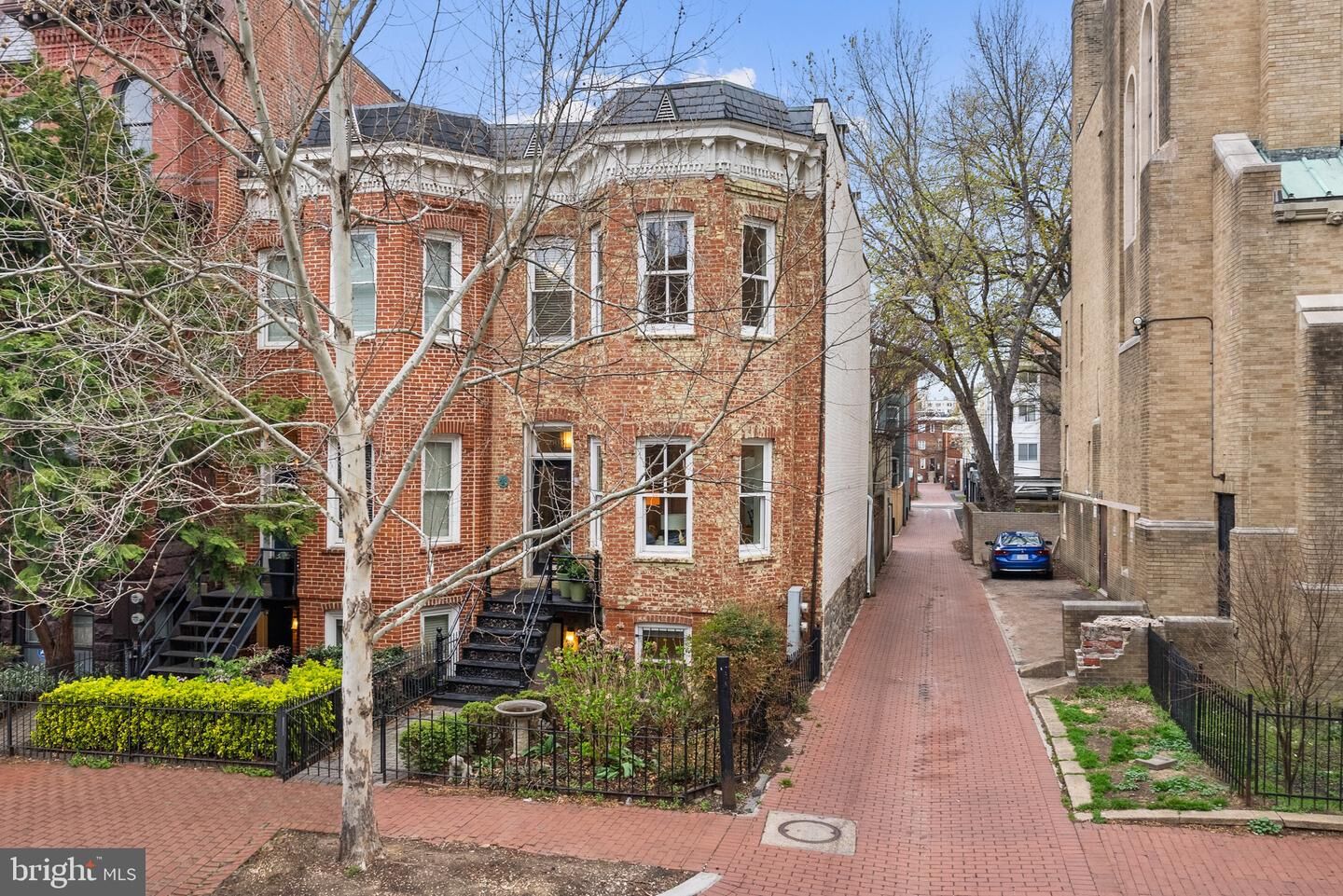 Property Photo: 1603 S Street NW DC 20009