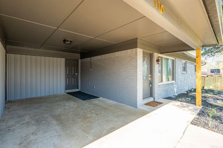 Property Photo:  110 Briarcroft Drive  AR 71913 