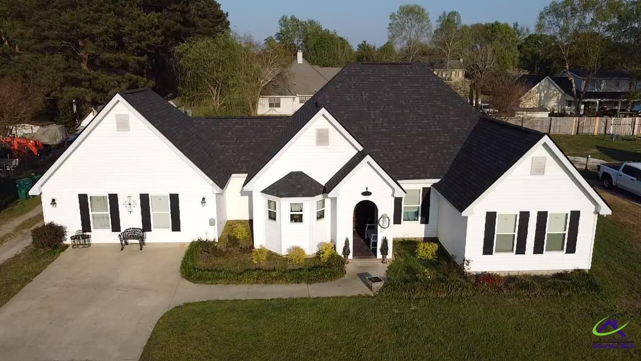 Property Photo:  203 Doublegate Drive  GA 31005 