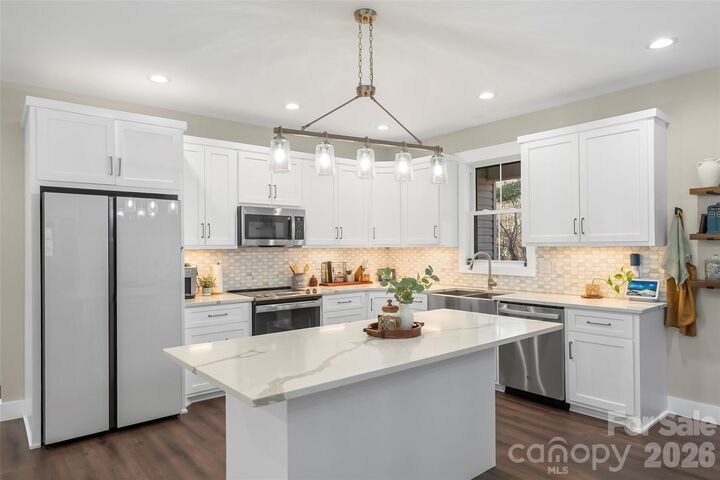 Property Photo: 126 Doe Path Circle NC 28638