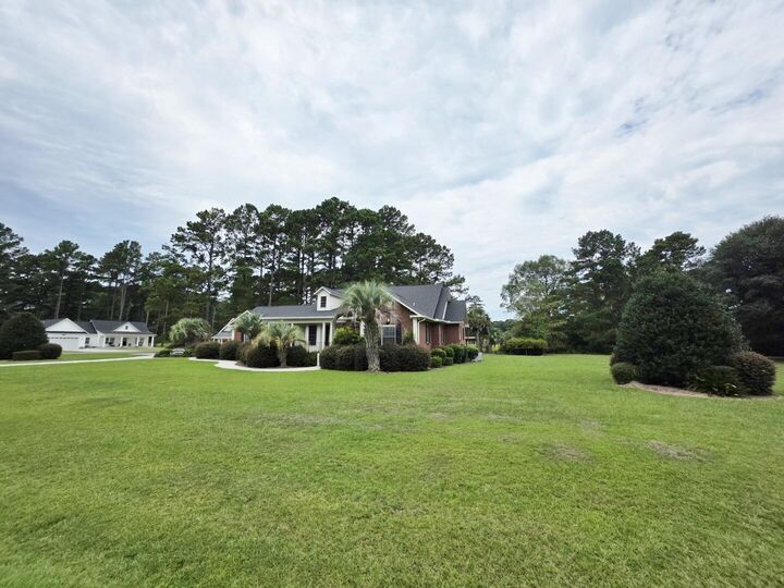 Property Photo:  101 Fairway Court  SC 29477 