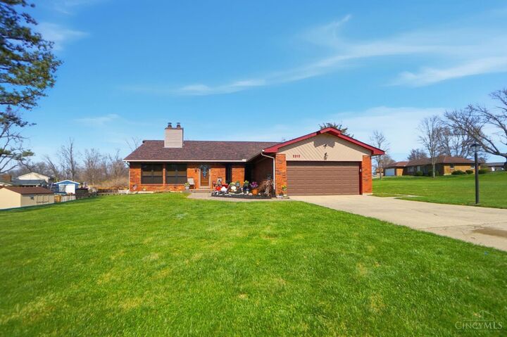 Property Photo:  2312 Bevington Lane  OH 45013 
