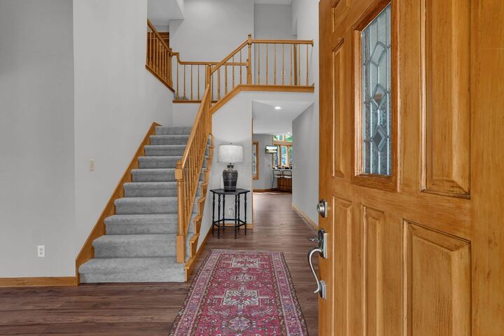 Property Photo: 291 Glen Village Court OH 43065