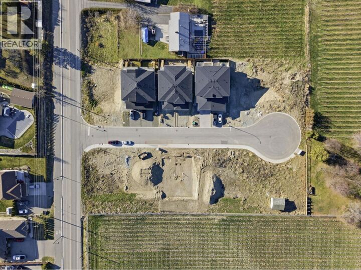 1033 Kitson Court — photo 1