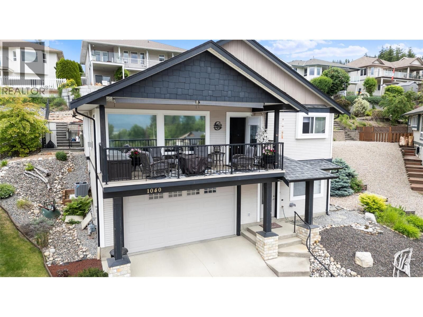 Property Photo:  1040 14 Avenue Southeast  BC V1E 2R6 