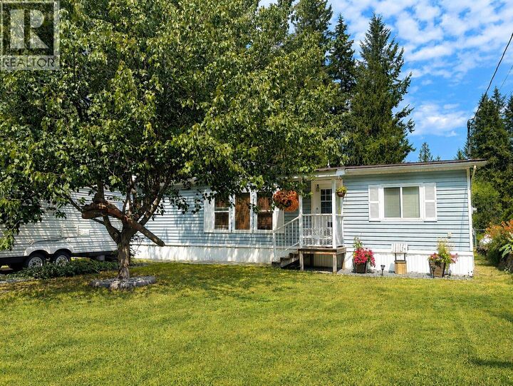 Photo de la propriété: 19 West Poirier Road BC V0E 2K0