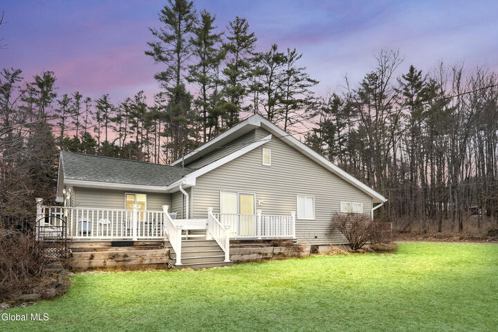 Property Photo:  5204 Pillar Way  NY 12827 