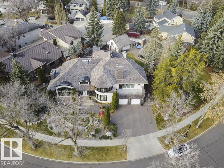 Property Photo:  11 Wellington Crescent NW  AB T5N 3V2 