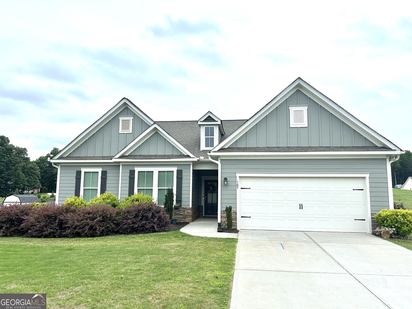 Property Photo: 167 Waterford Circle GA 30531