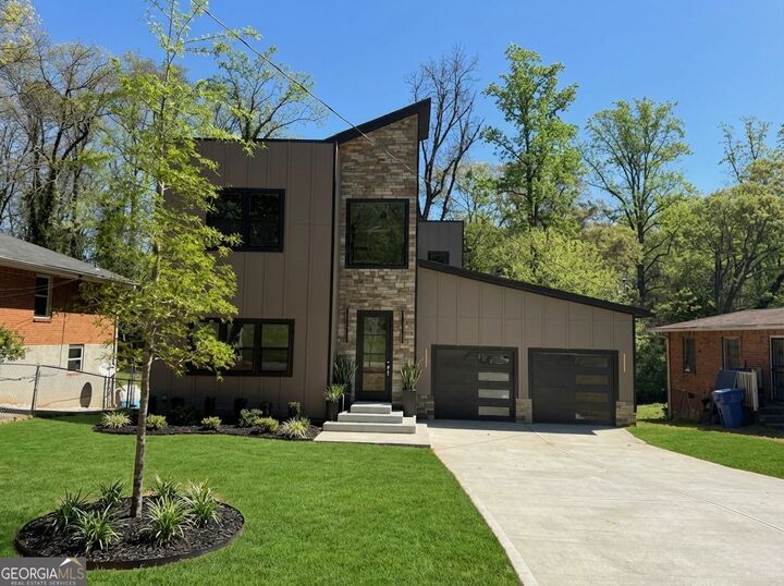 Property Photo: 2318 Polar Rock Terrace SW GA 30315